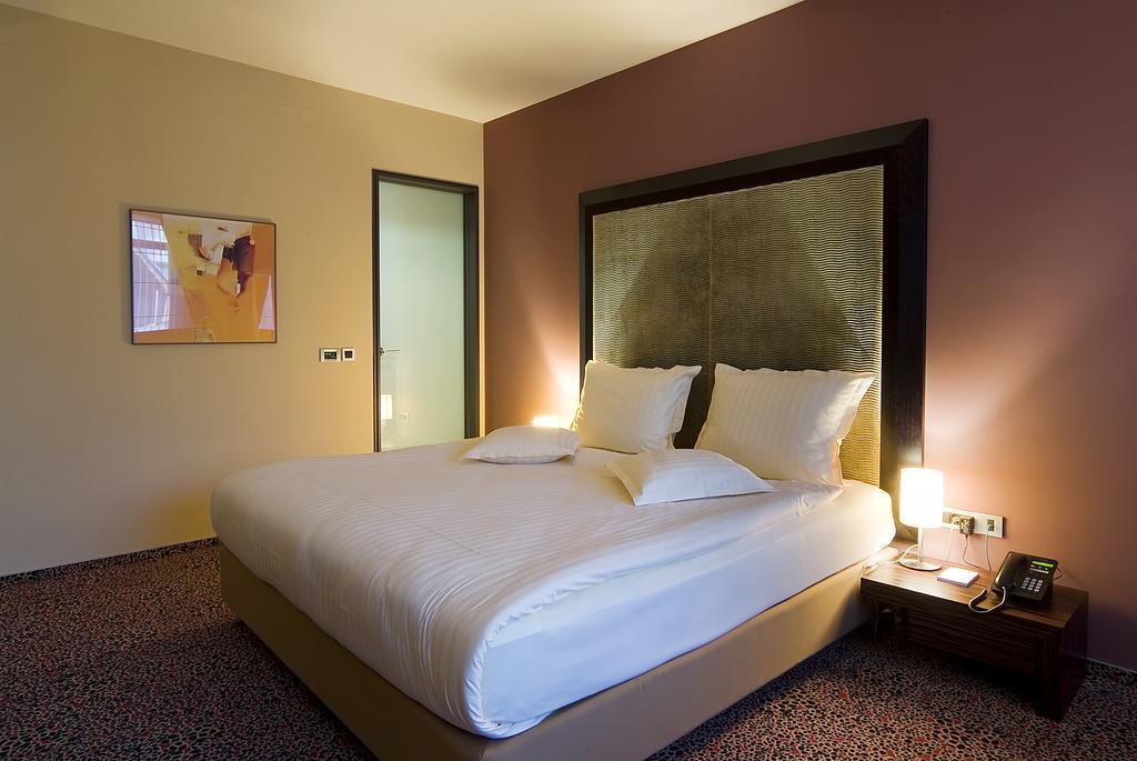Nobel Design Hotel เบลเกรด ภายนอก รูปภาพ